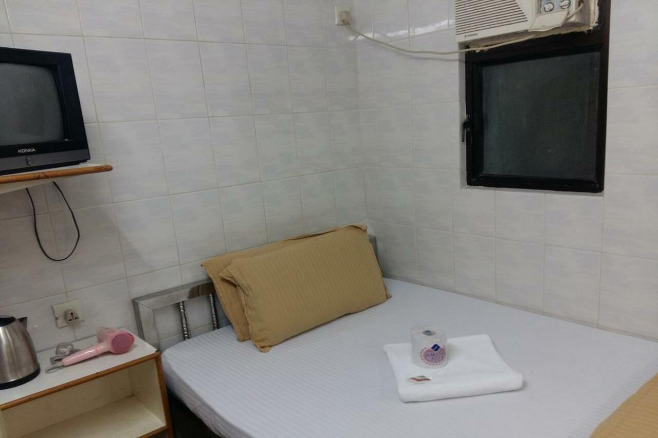 New Yan Yan Guest House Reception 9Th Floor Flat E4 E6 Hongkong Exteriör bild