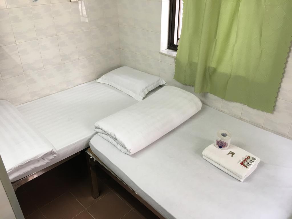 New Yan Yan Guest House Reception 9Th Floor Flat E4 E6 Hongkong Exteriör bild